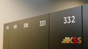 Modern school access control systems fundamentally transform educational security by replacing physical keys with intelligent credentials that provide precise control and comprehensive tracking. These systems enable administrators to implement a layered school security access control that adapts to the unique rhythms and requirements of daily life in a campus.